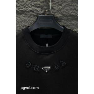 PRADA通販 ブランドパーカー秋冬ファッショントレンドの最先端に