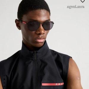 PRADA定番のモデル上品保証品質保証得価コピー ブランドメガネ