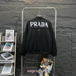 Prada新型三角標識リベットファスナーコート男女同型