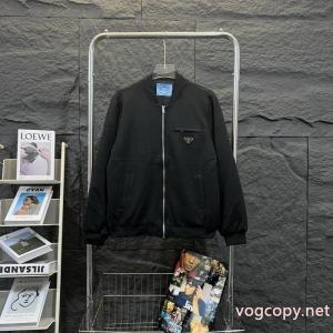 Prada新型三角標識リベットファスナーコート男女同型