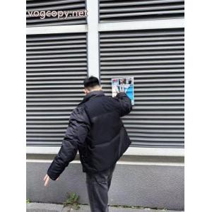 PRADAダウンジャケット偽物 通販 上品低価 VIP SALE！即発可！ 涼しげに演出