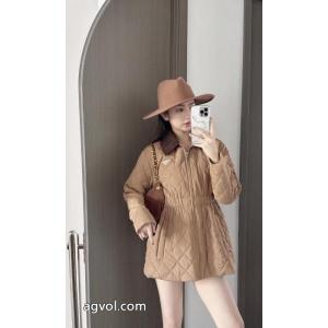 PRADA綿入れのコートコピー 商品 通販キュートな印象 大人の色味 お買い得大人気