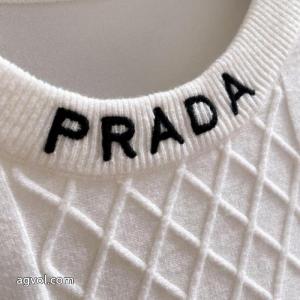 ブランド コピー s 級激安大低価 魅力的な今年らしい 超優秀PRADAセーター