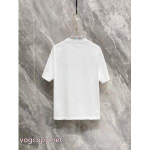 PRADAブランド 偽物 激安印象に残るデザイン 今季大人気 2026新作Tシャツ