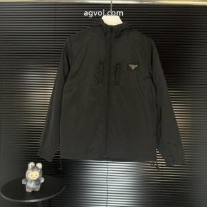 ファッション新作 収納力抜群 高級感を演出ブランド コピー 専門店コートプラダ