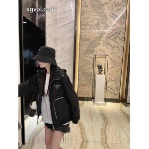 PRADA 2026スーパー コピーコート爆買い豊富な 実用的 お洒落に魅せる