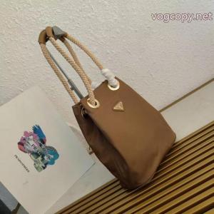 スーパー コピー ブランド 専門店PRADA    バッグお早めに 安定感があり スタイリッシュな印象.
