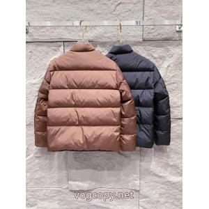 ブランド スニーカー 激安人気商品 ファッション感満載！ 定番人気商品PRADAダウンジャケット