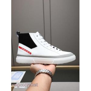 スニーカーブランド 偽物プラダ超安値で完売！？ 超人気最新作 定番の魅力