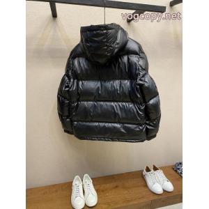PRADAブランド アクセサリー 激安    ダウンジャケット美品*稀少 全国無料大人気 売上ランキング1位.
