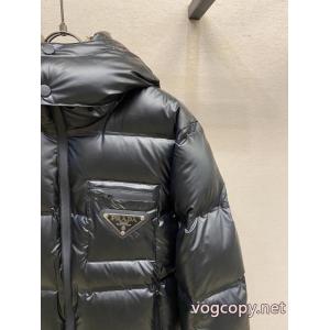 PRADAブランド アクセサリー 激安    ダウンジャケット美品*稀少 全国無料大人気 売上ランキング1位.