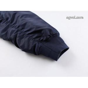 激安 通販 ブランドPRADA清涼感 在庫一掃セール 冬らしい爽やかさ綿入れのコート
