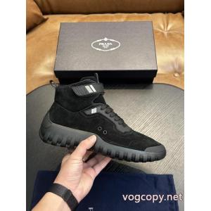 偽物 ブランド ショップPRADA2026年冬の王道ブランド！ 印象に残るデザイン 定番人気のカラー    スニーカー.