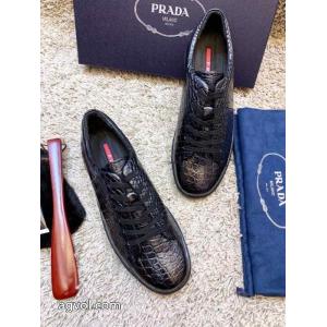ブランド コピー 専門店最落なし! 希少! 2026流行り 即納!最大半額PRADA    スニーカー..