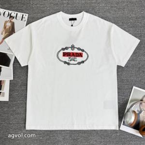     半袖Tシャツプラダ安心国内発送 良好な材質 新品人気上昇ブランド スーパー コピー..