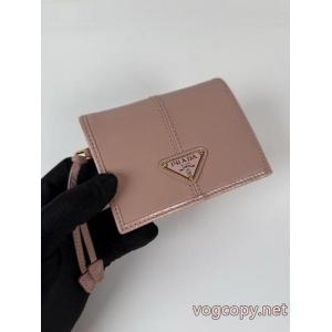 ブランド コピー バックPRADA    財布最安価格新品 2026新品セール 洗練された印象..