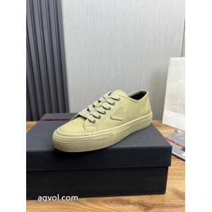 PRADA 2026ブランド コピー    スニーカー根強い人気定番商品 アップデザイン 高品質素材.