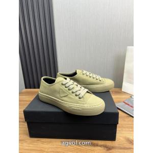 PRADA 2026ブランド コピー    スニーカー根強い人気定番商品 アップデザイン 高品質素材.