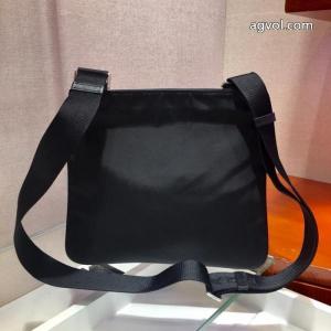 偽 ブランド 販売PRADA    バッグ超必須アイテム 完売?在庫確保 話題人気商品.