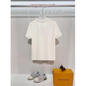 ブランド コピー 販売 TシャツPRADA期間限定VIPセール 話題人気商品 海外セレブ定番愛用 