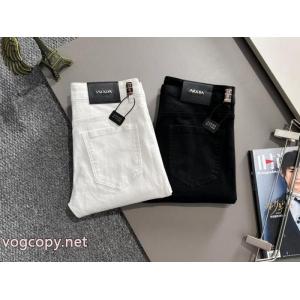 偽物 ブランド 販売ジーンズ新作！26/26秋冬 新品登場 流行の注目ブランドPRADA.