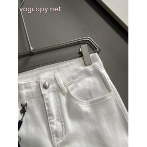 偽物 ブランド 販売ジーンズ新作！26/26秋冬 新品登場 流行の注目ブランドPRADA.