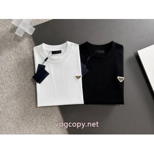 プラダTシャツ偽物 通販贈り物に2026年度 顧客セール大特価 ソフトな素材を使用