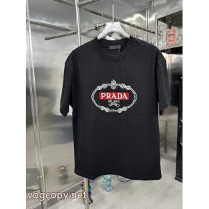 プラダTシャツ超激得格安 2026年秋冬入荷 安心の追跡案内ブランド コピー 激安