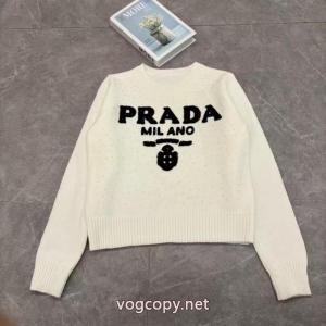 PRADA激安 通販 ブランド毎年爆発的人気 撥水素材 鮮度が手に入るセーター.