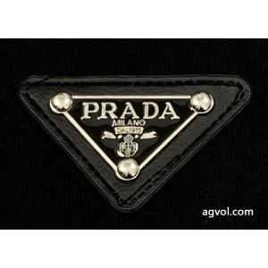 コートVIP価格人気 高級感の漂う逸品 トレンドファッション偽物 ブランド 激安PRADA