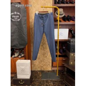 冬の暑い日にも快適に 格安新作 今年のトレンドカラーデニムのプラダブランド コピー 専門店..
