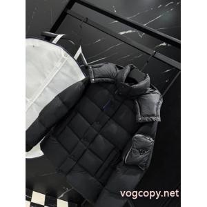 プラダ PRADA高級感ある大人の VIPセール 上品ですっきり、好感度抜群ブランド コピー 激安ダウンジャケット..