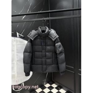 プラダ PRADA高級感ある大人の VIPセール 上品ですっきり、好感度抜群ブランド コピー 激安ダウンジャケット..