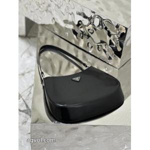 バッグブランド 品 スーパー コピーPRADA引き続き人気のアイテム 高級素材 幅広く使える..