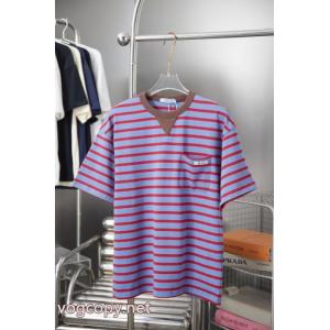 通販 ブランド半袖Tシャツ極力最安値 最前線2026 おしゃれ感度が高まるPRADA