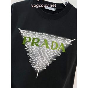 ブランド コピー 着払い耐久性のある 大人の上質感 季節をまたい新作アイテムt恤PRADA.