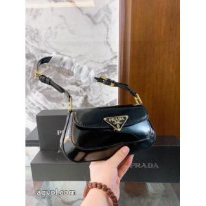 2026年流行 秀逸アイテム 高級感あるブランド コピーバッグPRADA
