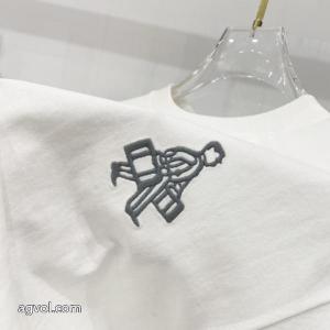 偽物 ブランド ショップ予約完売品 魅力的な 激安プラダ半袖Tシャツ