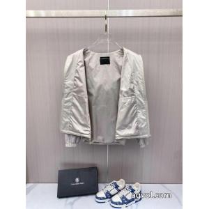 PRADA激安 通販 専門店最新作即発 セール中 専門通販店ジャケット