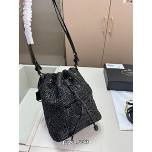 バッグVIPセール激安 海外限定!! 注目する憧れブランドの新作プラダコピー 品 販売