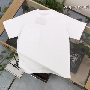PRADA相性の良い 新作在庫希少 今季重宝するブランド スーパー コピー 店舗半袖Tシャツ