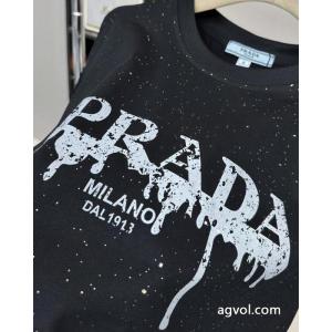 激安 通販 ブランドお買い得品  レア色入荷 在庫セール半袖TシャツPRADA