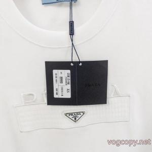 注目度が高いアイテム セール開催 VIP価格PRADA半袖Tシャツ通販 ブランド