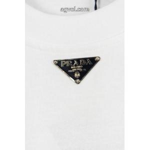 PRADA半袖Tシャツブランド コピー 販売圧倒的な存在感 TOPセラー賞 人気復活