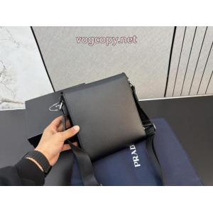 PRADAメンズバッグ正規品保証 個性的！ 売り切れ必須スーパー コピー ブランド 通販