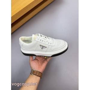 スニーカーPRADA偽 ブランド 通販完売間近 絶対に買える! 主役になる存在感..