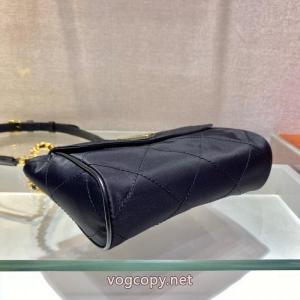 PRADAスーパー コピー 販売バッグセールで入手! 華やかなスタイル 可愛いデザイン..