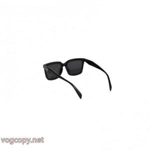 ブランド 偽物 激安 通販PRADA最大の魅力 大人気の夏季限定発売中 人気通販サングラス