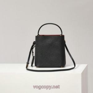     バッグ最低価格保証 キラキラ 安心な品質プラダスーパー コピー 販売.