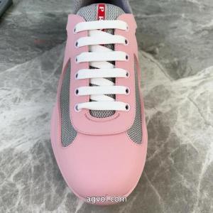 PRADAスニーカー偽物 ブランド新たな世界に新作通販 2026春夏大人気 ゴージャス感あふれる..